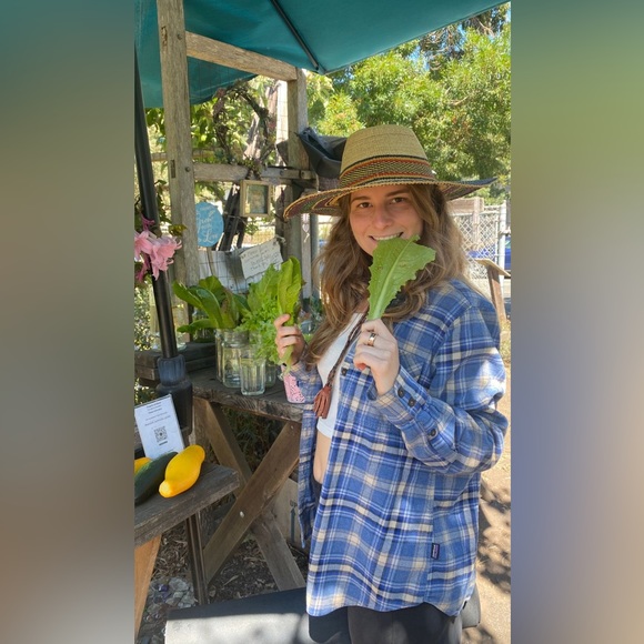 Meet your Posher, Krista - Picture 6 of 16